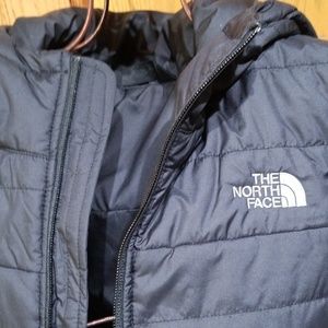 The north  face  vest